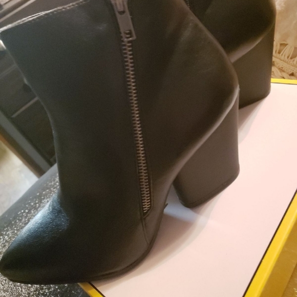 Hanston Boots - Picture 4 of 7